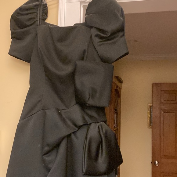 Perfect New Year's Eve Dress - Picture 3 of 14